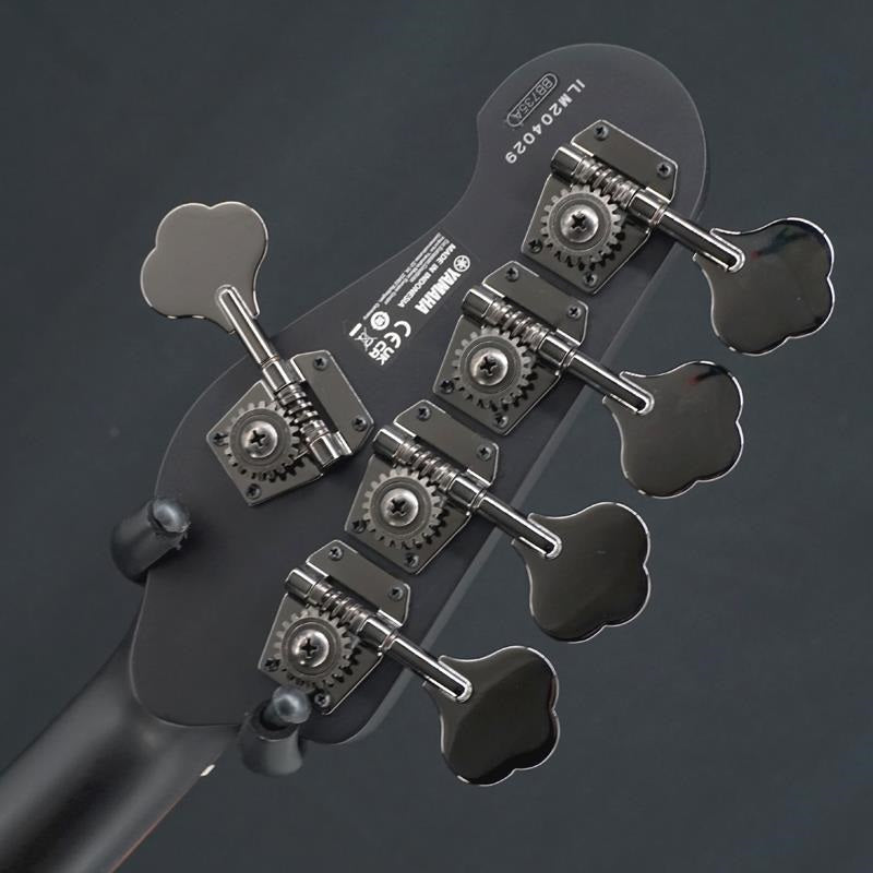 USED_BB735A_(Trans_Matte_Black)_08