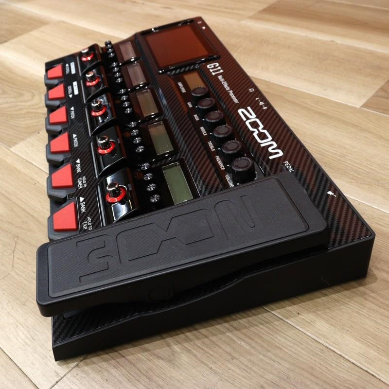 USED_G11_(ZOOM)_Multi-Effects_Pedal_02