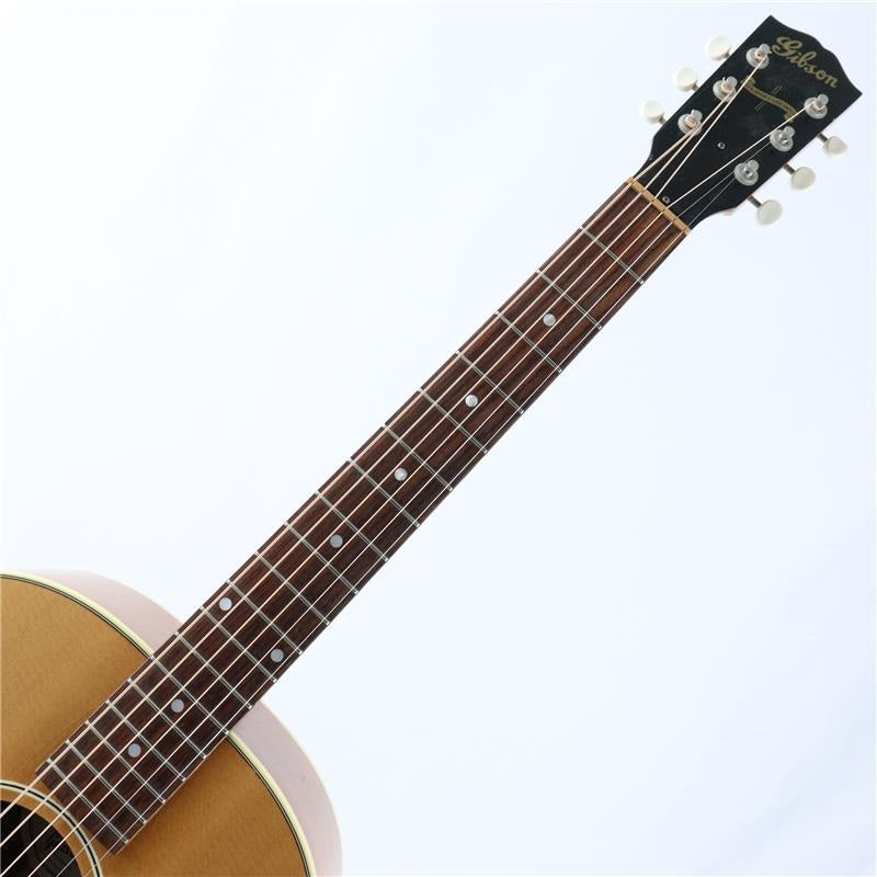 USED_Gibson_J-35_(2013_model)_04
