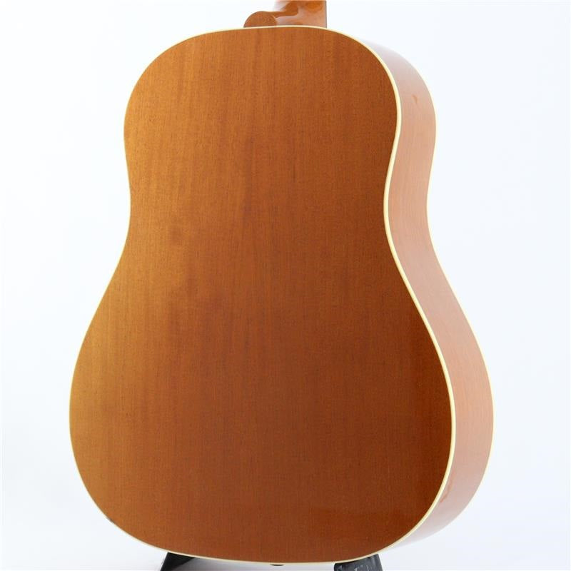 USED_Gibson_J-35_(2013_model)_05