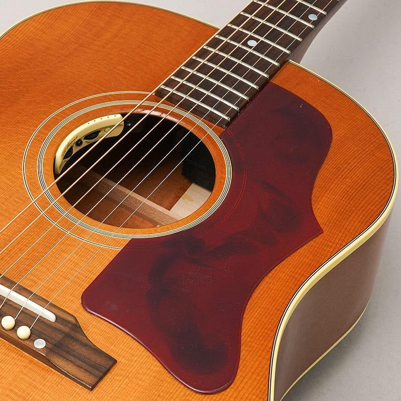 USED_Hata_Motohiro_J-45___Murphy_Lab_Collection_Ultra_Light_Aged_Heritage_Cherry_Sunburst_#22135013_Gibson_07