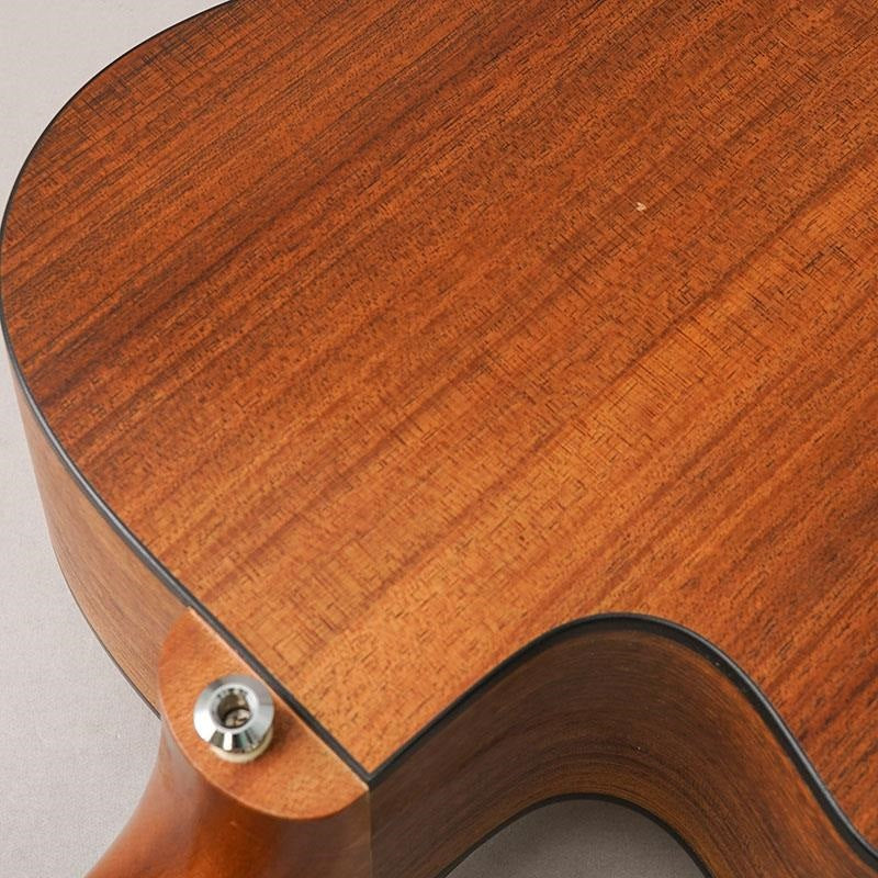 USED_Maton_SRS808C_(second-hand)_11