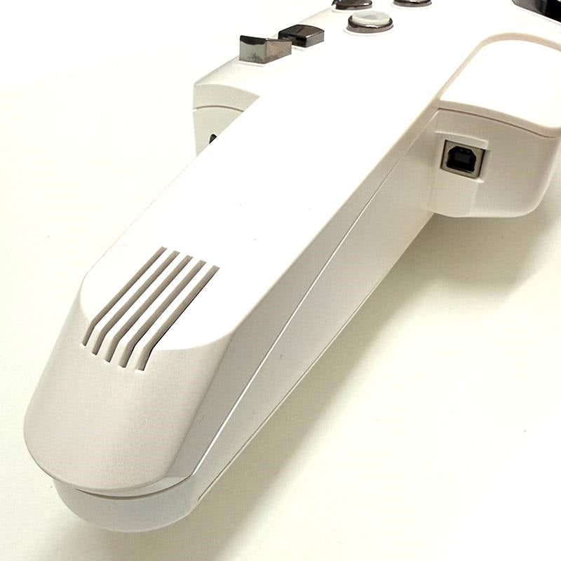 USED_Roland_Aerophone_AE-10_05