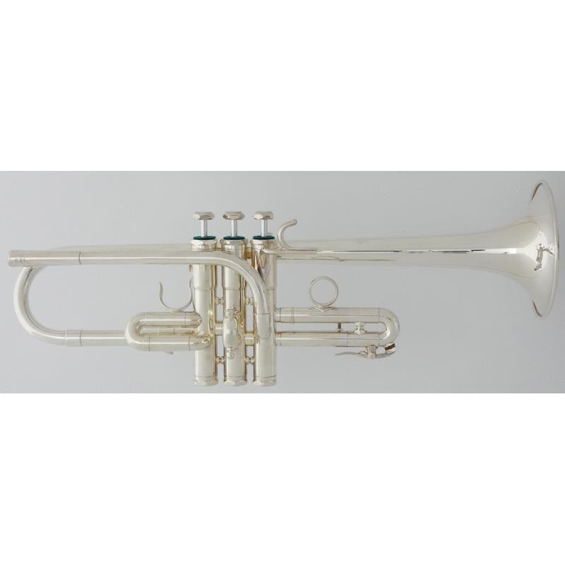 USED_Silky_E3L-SP_Trumpet_(Eb_D)_01