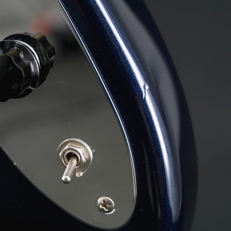 USED_Standard_Series_Beta_J5_(Mercedes_Blue)_09