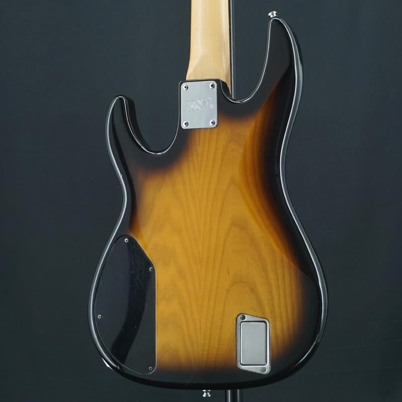 USED_Used_AP_(2TS)_02