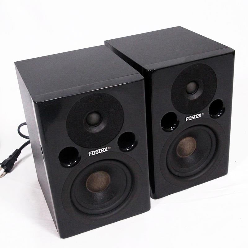 USED_Used_PM0_4_Pair_01