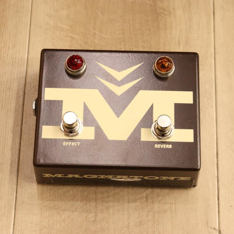 USED_VARSITY_REVERB_06
