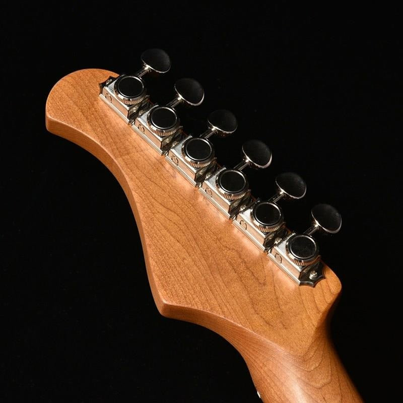 Universe_Series_TAC24_FMH-RSM_M_(N-BL-B)_05