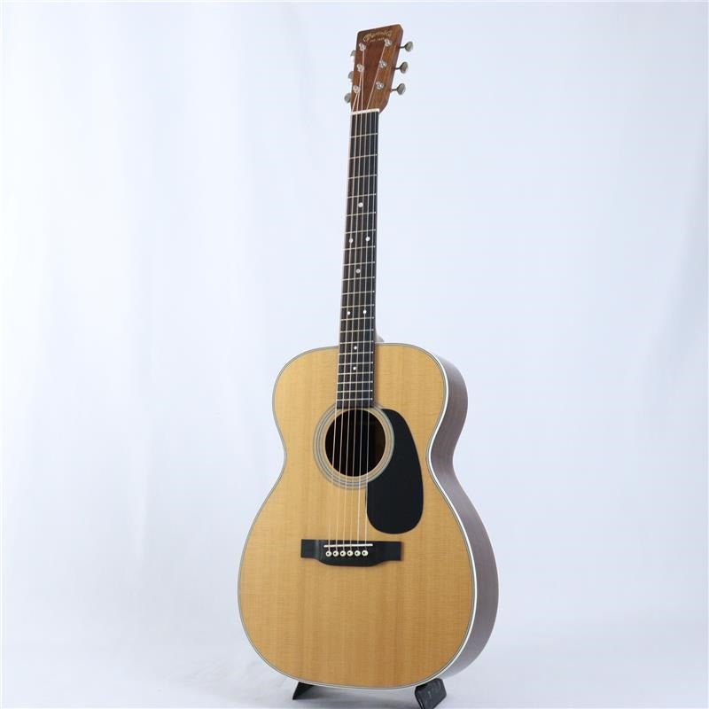 Used_00-28_Standard_(2017_Martin)_02