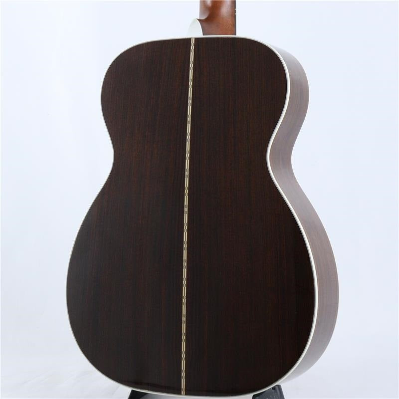 Used_00-28_Standard_(2017_Martin)_03