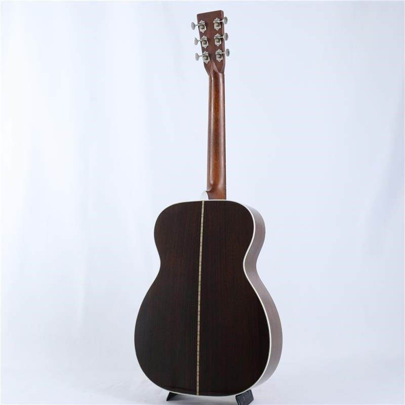 Used_00-28_Standard_(2017_Martin)_04