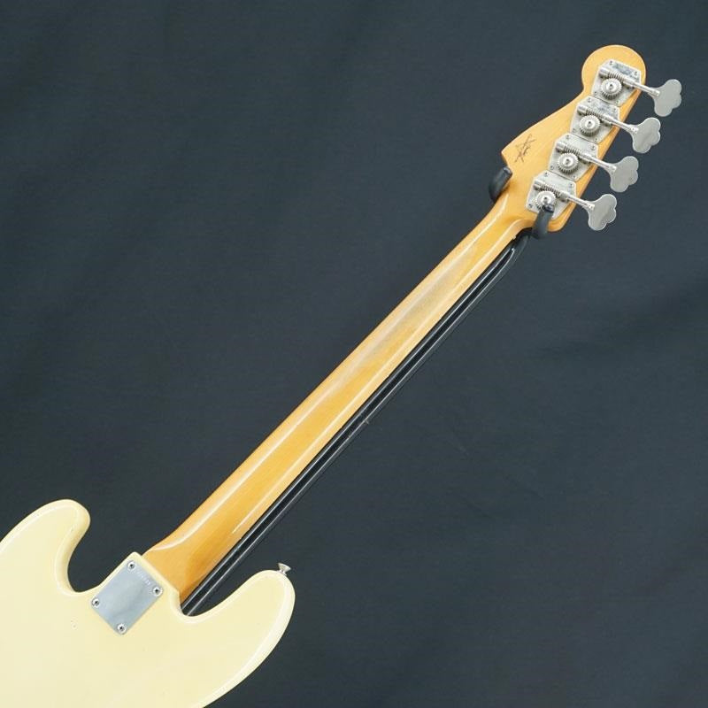 Used_1964_Jazz_Bass_(VWH)_06