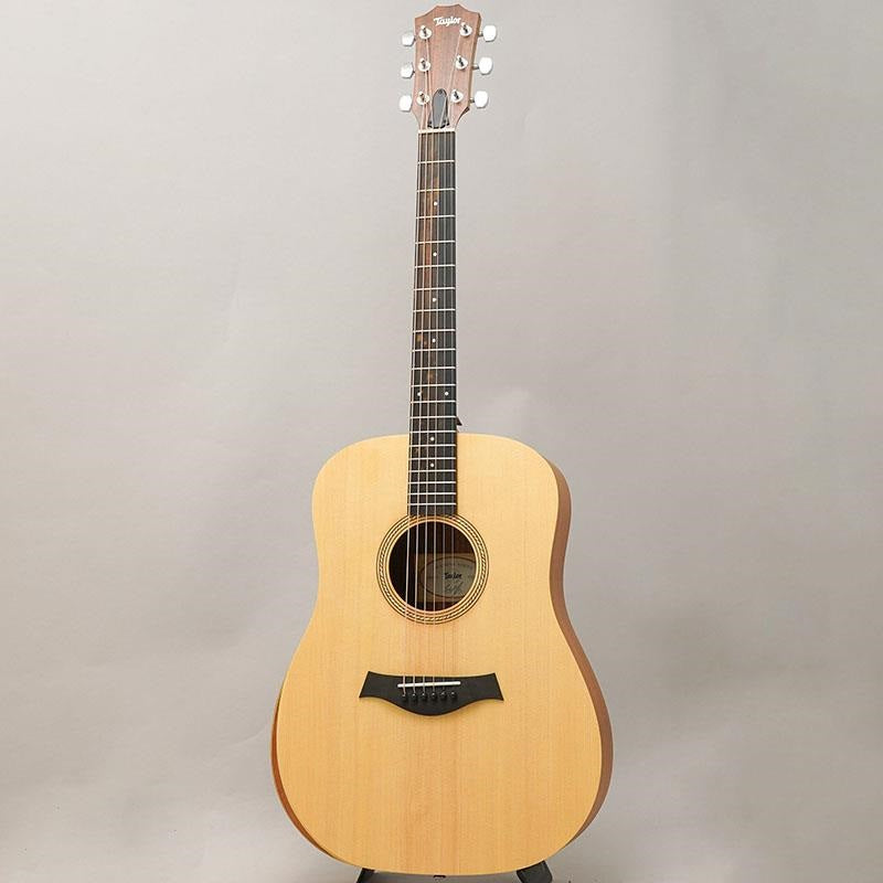 Used_Academy_10_Taylor_03