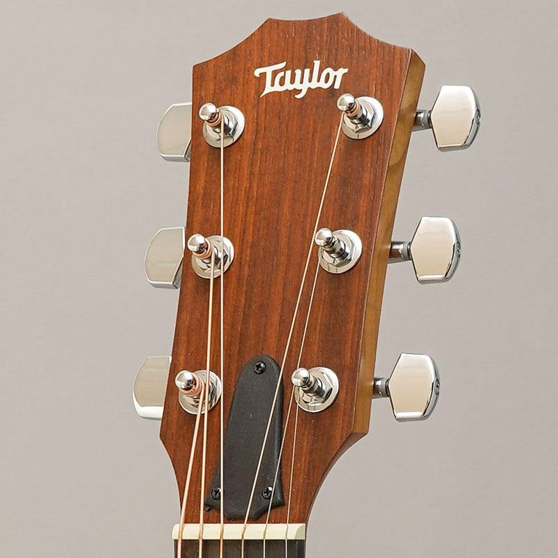 Used_Academy_10_Taylor_11