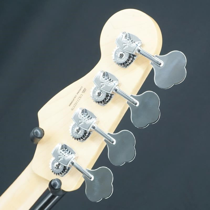 Used_American_Performer_Jazz_Bass_(3-Color_Sunburst)_08