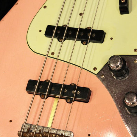 Used_Custom_Built_'60_Jazz_Bass_Relic_(Shell_Pink)_'19_03