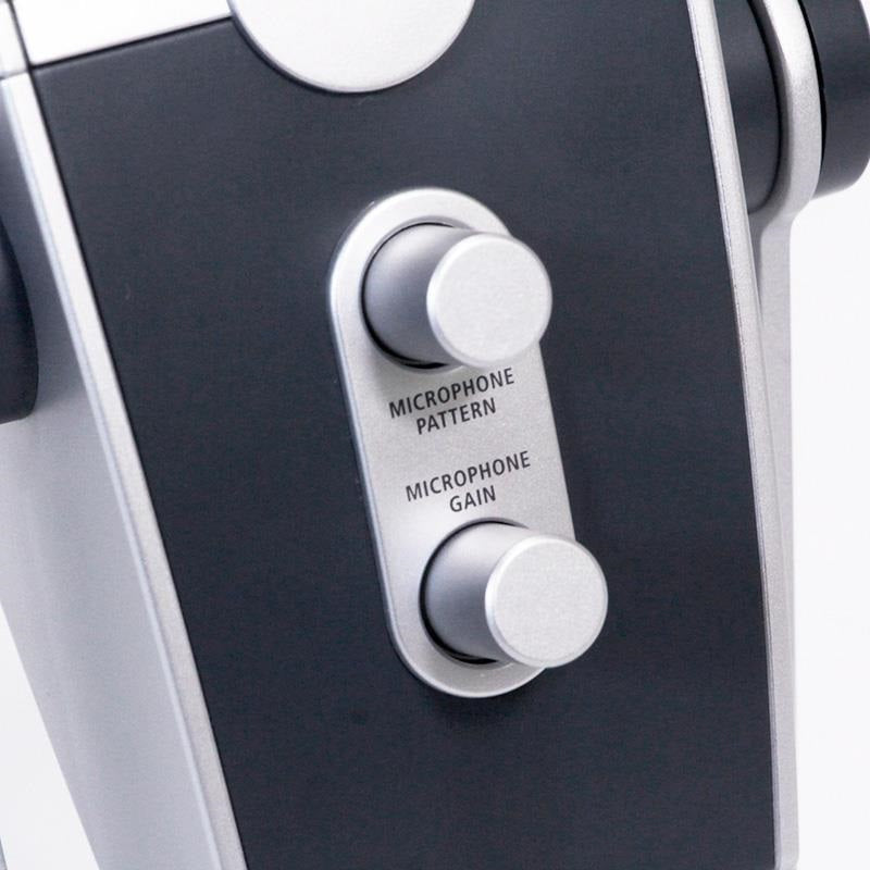 Used_LYRA_(Archer_Game)_condenser_microphone_with_built-in_audio_interface_05