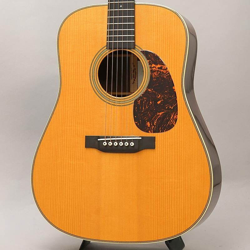 Used_Martin_D-28_75th_Anniversary_Edition_01