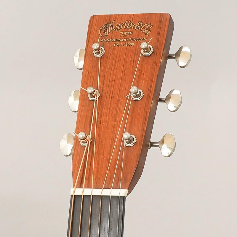 Used_Martin_D-28_75th_Anniversary_Edition_09