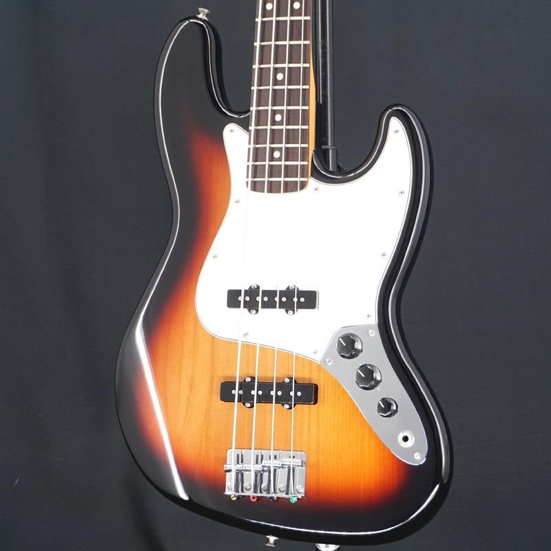 Used_Player_II_Jazz_Bass_(3-Color_Sunburst_Rosewood)_01