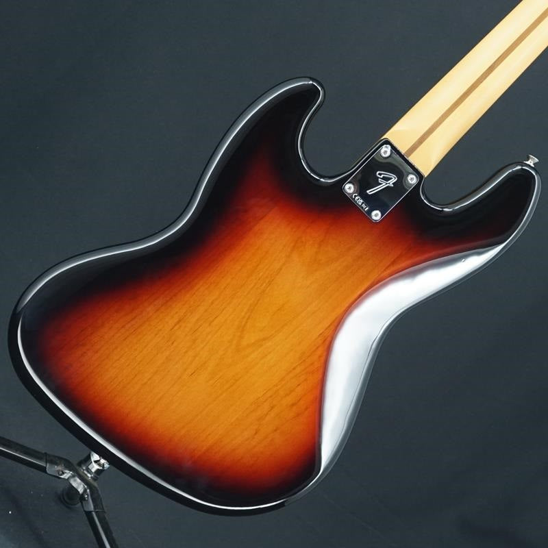Used_Player_II_Jazz_Bass_(3-Color_Sunburst_Rosewood)_02