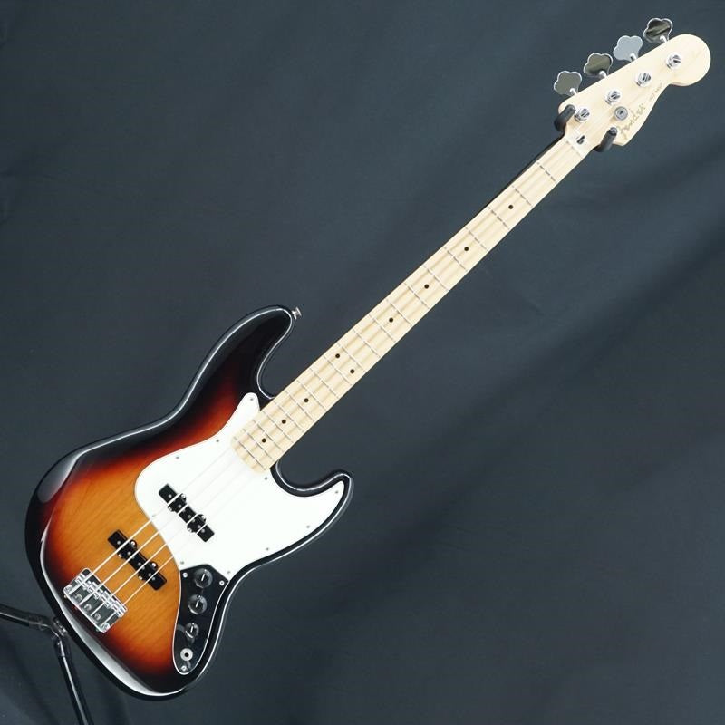 Used_Player_Jazz_Bass_(3-Color_Sunburst_Maple)_03