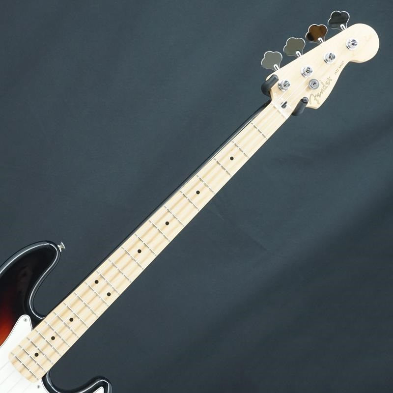 Used_Player_Jazz_Bass_(3-Color_Sunburst_Maple)_05