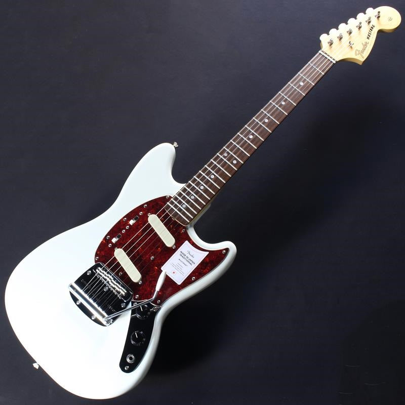 Used_Traditional_60s_Mustang_(Olympic_White)_02
