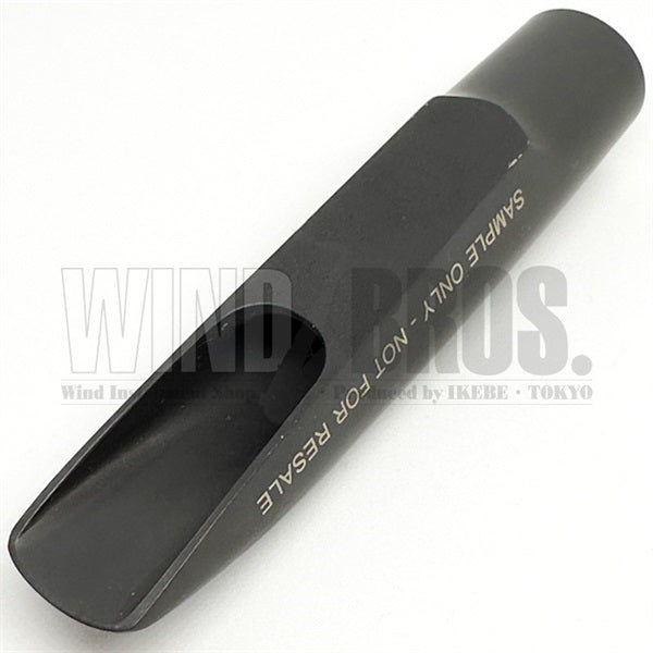 Used_tenor_saxophone_mouthpiece_by_David_A__Zagar,_metal_02