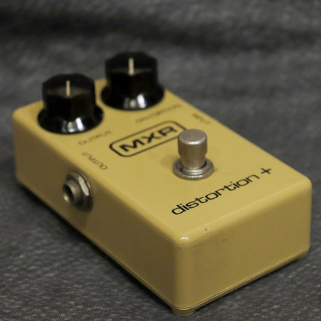VINTAGE_MXR_Distortion+_Block_Logo_'78_04