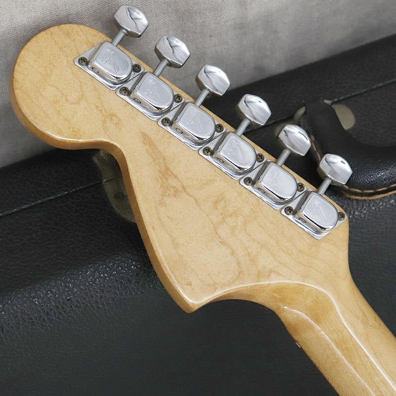 VINTAGE_Stratocaster_'70_Sunburst_R_10