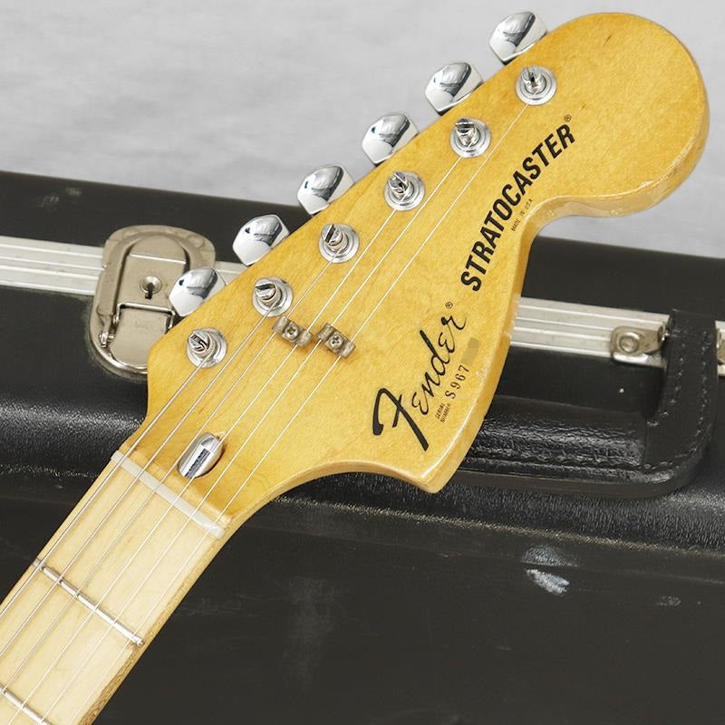 VINTAGE_Stratocaster_'81_MauiBlue_M_11