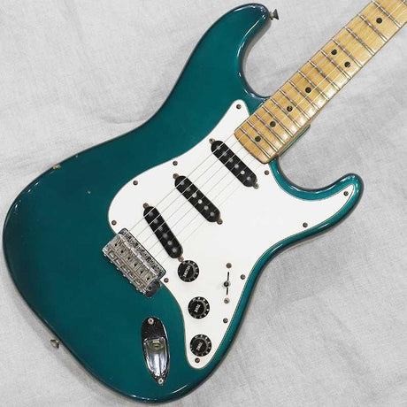 VINTAGE_Stratocaster_'81_Refinish_GreenMetallic_M_02