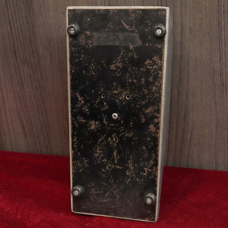 VINTAGE_Supa_Fuzz_Early_Era_Wide_Knob_'66_02