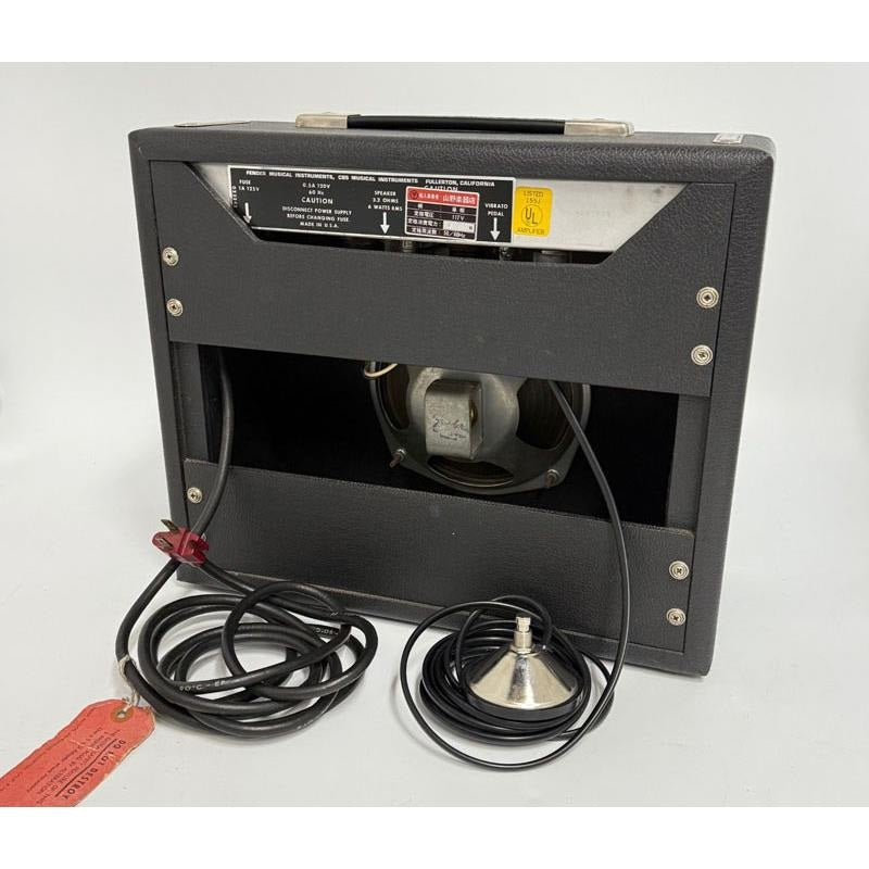 VINTAGE_'76_Vibro_Champ_02