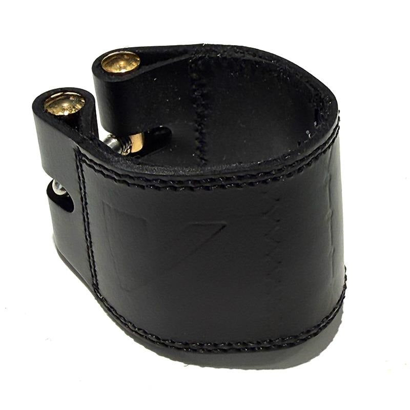 Vandoren_Leather_Tenor_Saxophone_Ligature_(with_Leather_Cap)_LC28L_02