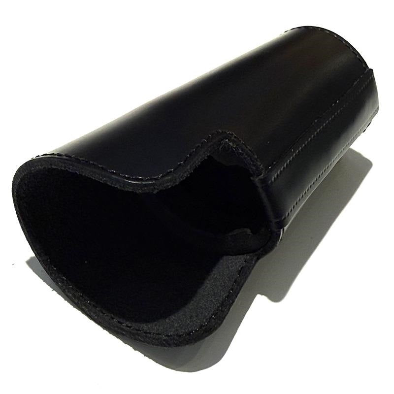 Vandoren_Leather_Tenor_Saxophone_Ligature_(with_Leather_Cap)_LC28L_03