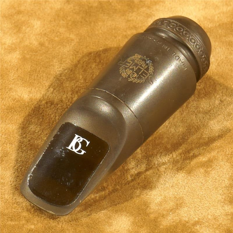 Vintage_Selmer_Soprano_Saxophone_Mouthpiece_(Soloist)_with_Scroll_Shank_and_Table_Stamp,_G_01