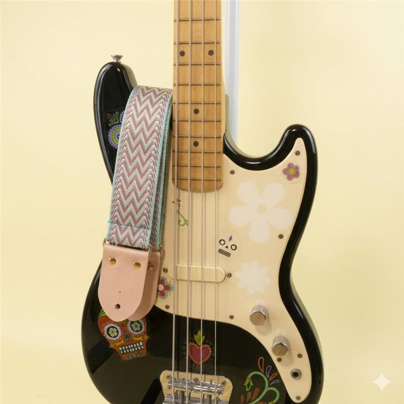 WW_Guitar_Strap,_Light_Blue_06