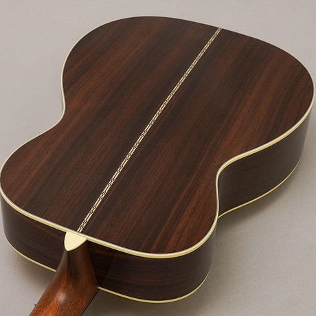 00-28_Standard_Martin_Martin_06