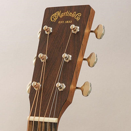 000-12E_Retro_Martin_Martin_11