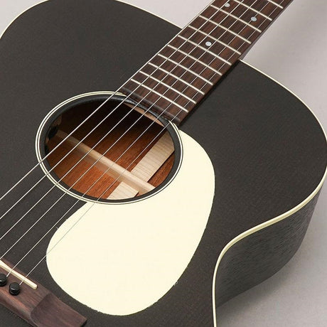 000-17E_Black_Smoke_Martin_Martin_07