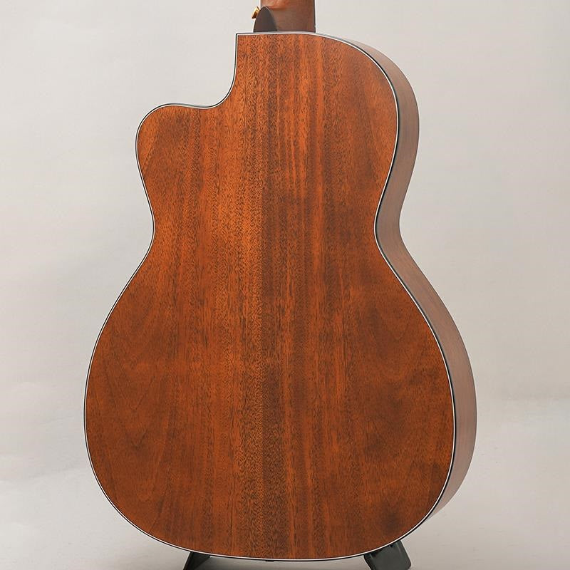 000C12-16E_Nylon_[Elegant]_Martin_Martin_02