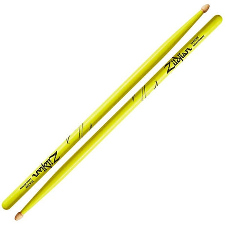5A_Acorn_Neon_Yellow_[LAZLZ5AACDGY]_01