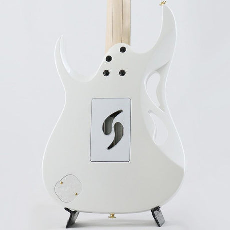 PIA3761-SLW_(Stallion_White)_[Steve_Vai_Model]_04