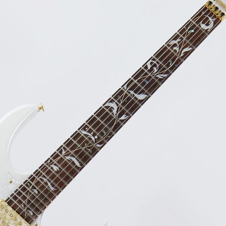 PIA3761-SLW_(Stallion_White)_[Steve_Vai_Model]_07