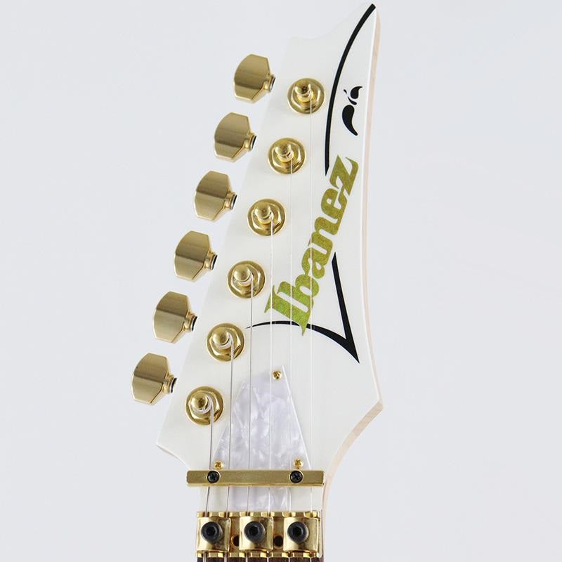PIA3761-SLW_(Stallion_White)_[Steve_Vai_Model]_09
