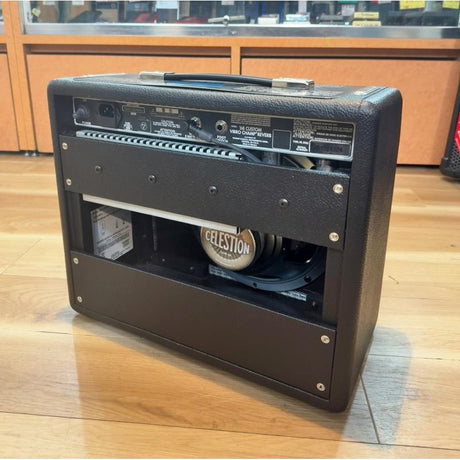 68_Custom_Vibro_Champ_Reverb_02