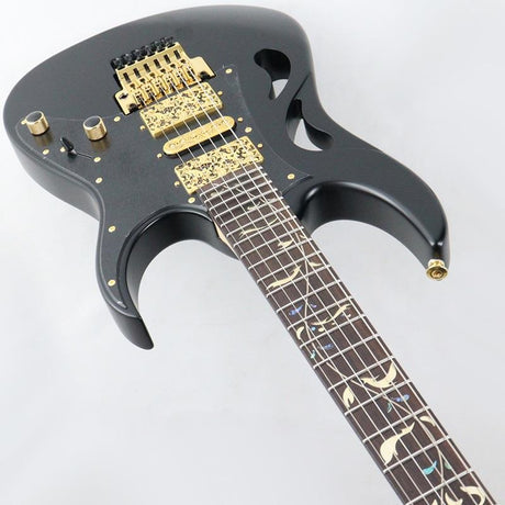 PIA3761-XB_(Onyx_Black)_[Steve_Vai_Model]_05